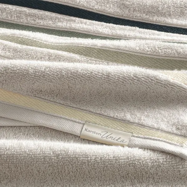 Toalha de Banho Fio Penteado Lumina Karsten Ivory Verde - Etiqueta