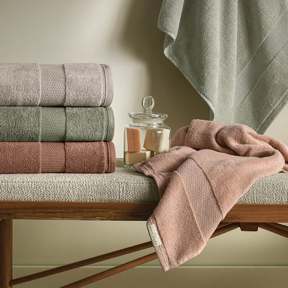 jul24 karsten banho serenity