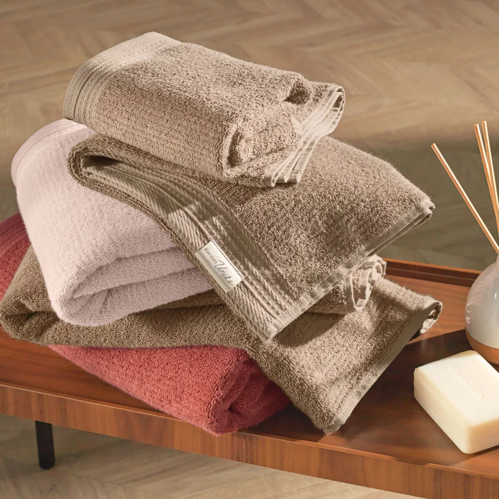 toalha de banho karsten imperial ambientada 1