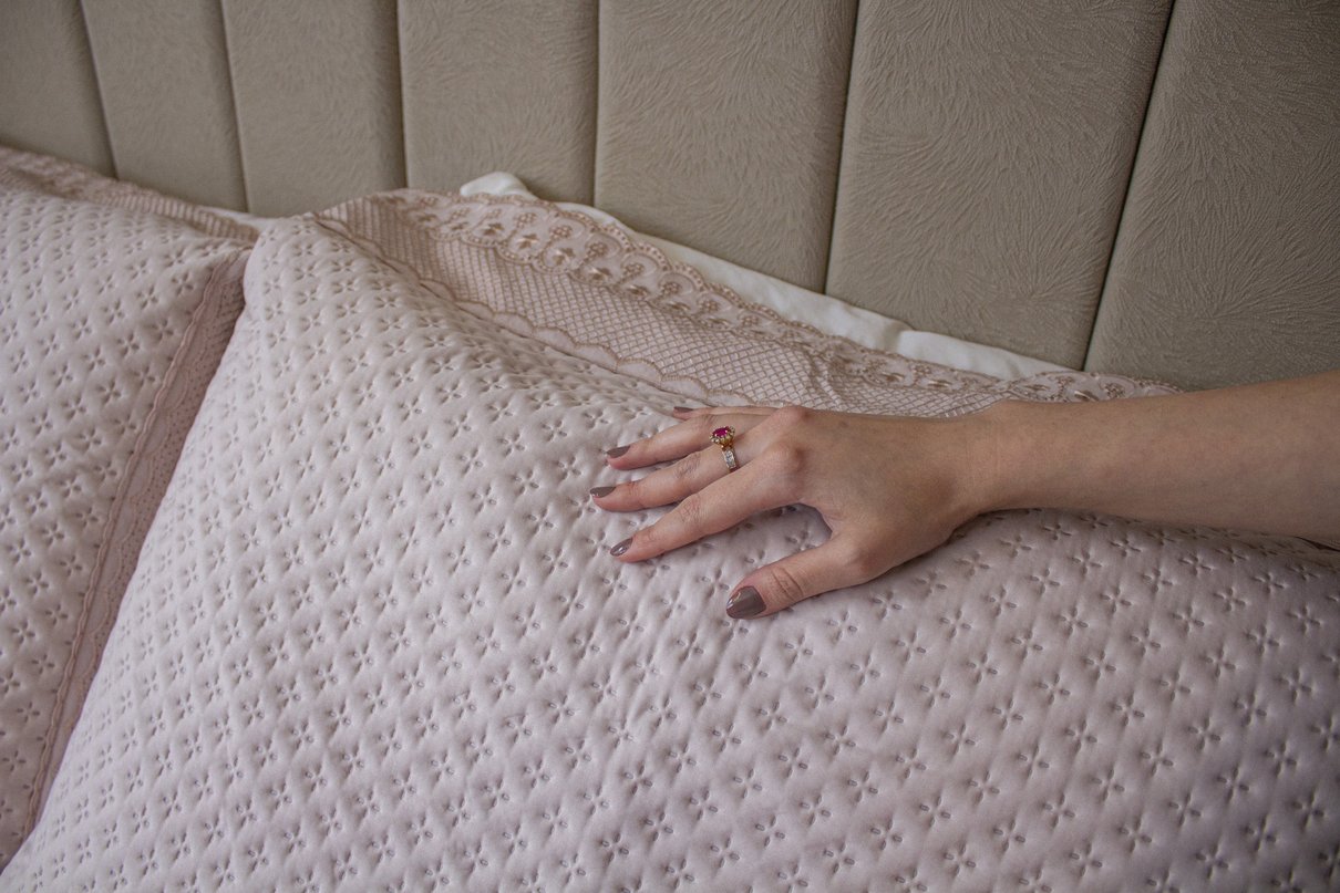 03 porta travesseiro avulso de renda 50cm x 70cm bordare premium appel