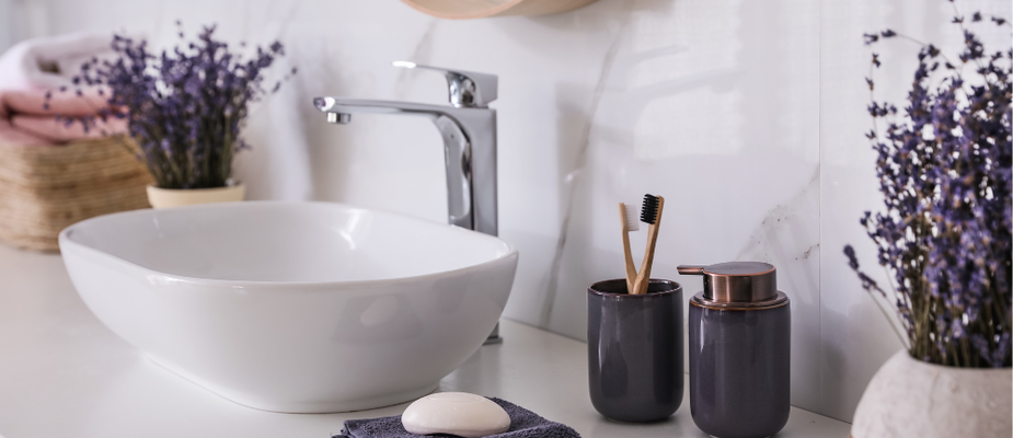 Organização e Funcionalidade: Dicas para um Banheiro Prático e Bonito Organização e Funcionalidade: Dicas para um Banheiro Prático e Bonito